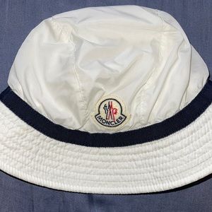 🌟Moncler Bucket Hat🌟